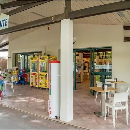 Vacanceselect Mobil Homes - Camping Pineta Sul Mare Camping Village * Cesenatico